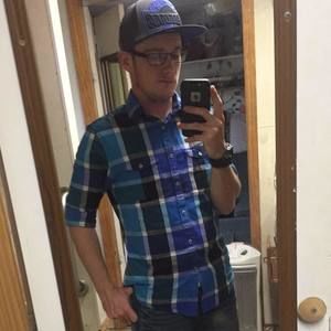 Meet your Posher, Logan